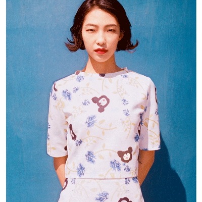 Twisted pattern knit crop top