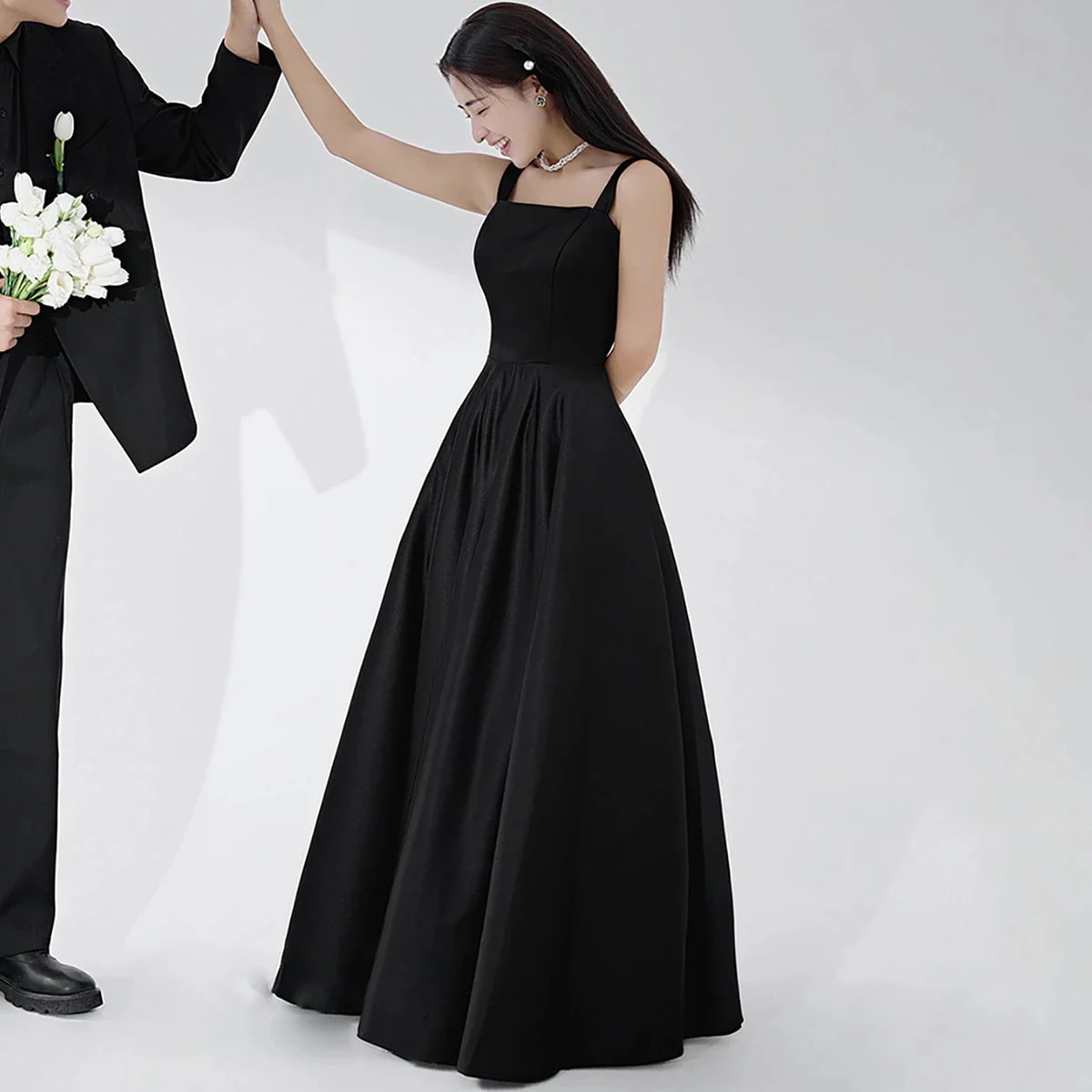 今年人気爆発中結婚式 ブラック キャミソールサテン ドレス ドレス ワンピース セクシー ウエディングドレス 花嫁 披露宴 二次会 謝恩会 発表会 演奏会 女子会