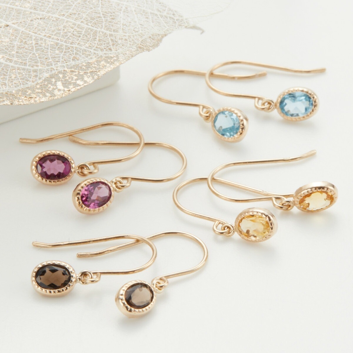 フックピアス レディース 10金 K10YG 天然石 一石 ワンストーン ミル打ち オーバル 揺れる