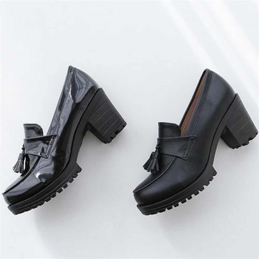 (ニナスパリ) ドロップデコレーション付き 7cm ローファーヒール (0K952)