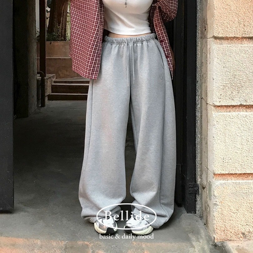 [BELLIDE MADE] スリットラインワイドトレーニングパンツ pt1422