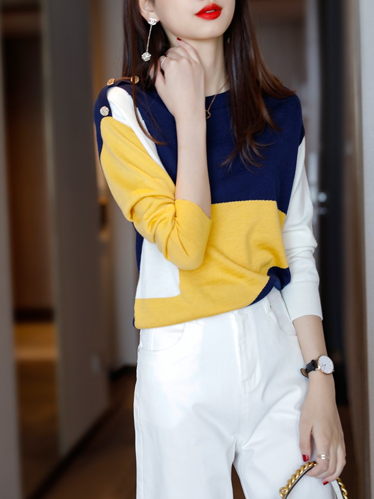 対照的な色の長袖セーター秋の女性のカジュアルシャツトップ