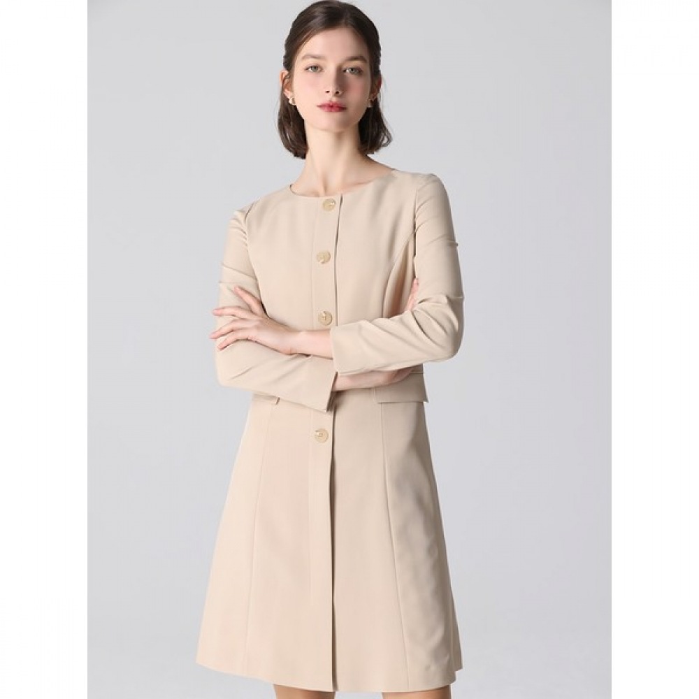 [リスト] ボタン付きフレアワンピース (価格:358,000ウォン)