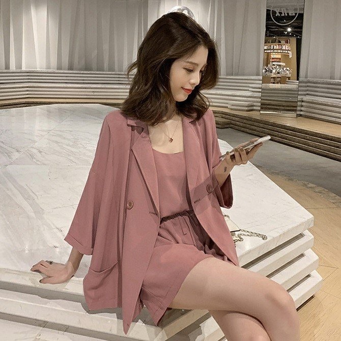 スーツセットアップ レディース 春夏 シフォンスーツセットアップ 薄手 七分袖アウター ショットパンツ 韓国風 大きいサイズ オシャレ 大人 上品 40代