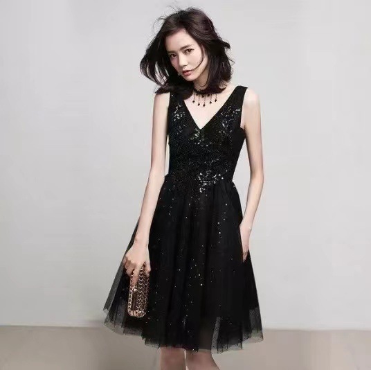 女性用ブラックイブニングドレスショートバンケットスタイル社交界のスクエアカラー普段着用可能vネックプリンセスドレス