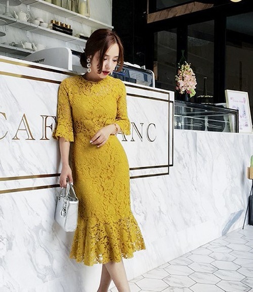 1867.花柄レースフリルワンピース 2019 春夏 sale 春夏 sale ドレス クールネック フレア 七分丈 ミディアム お呼ばれ パーティー 結婚式 披露宴 二次会 女子会 レストラン デー