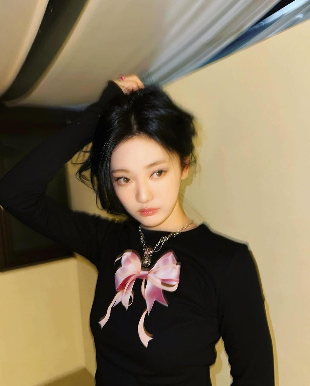 [エスパのニンニンの着用]DOUBLE RIBBON SLIM CROP LONG SLEEVE