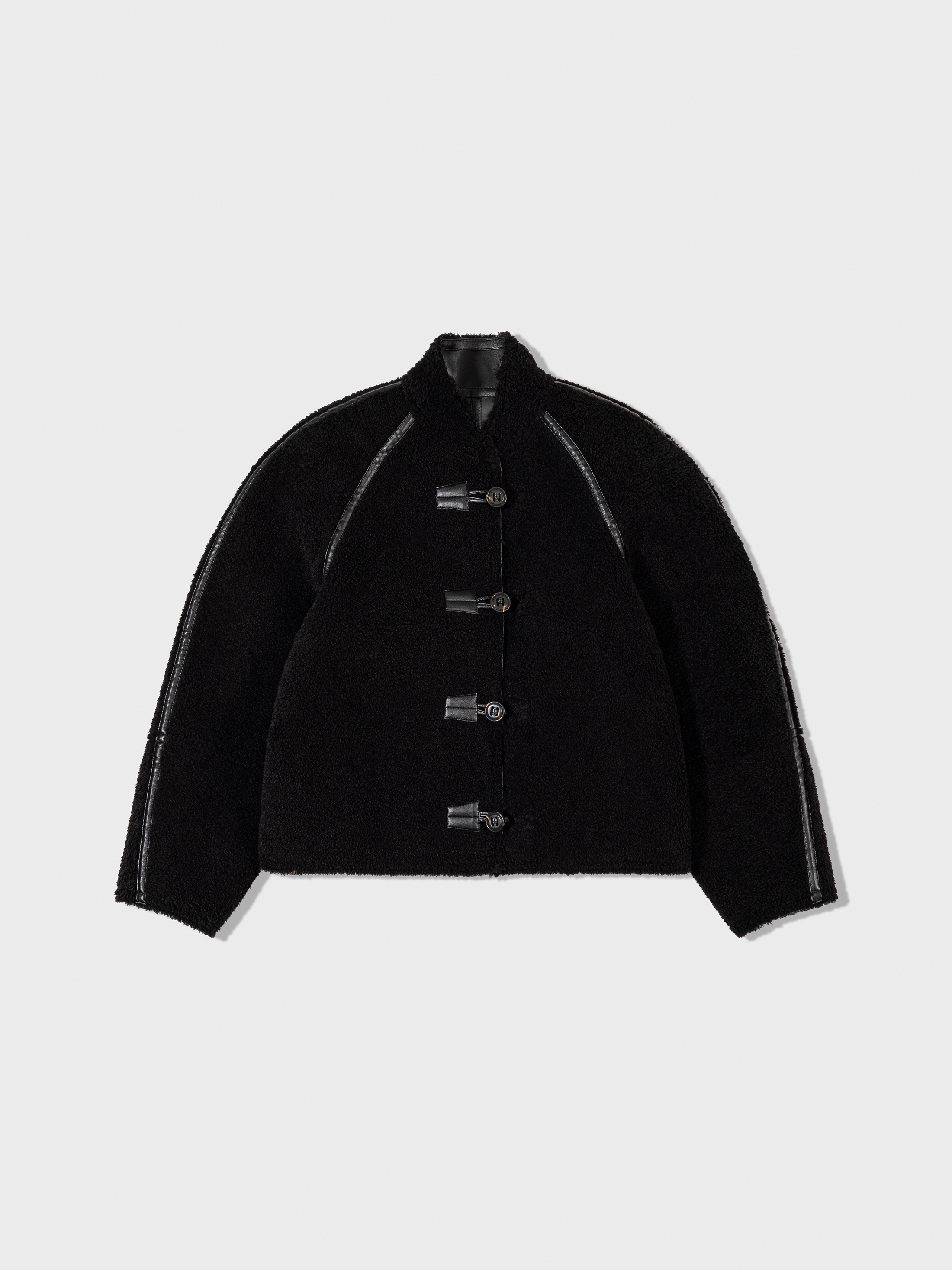 【LOW CLASSIC】 SHORT SHEARLING REVERSIBLE COAT : BLACK 40,885円