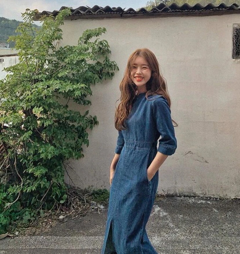 ワンピース デニムワンピース ロング ロング丈 袖あり 7分袖 七分袖 ラウンドネック 襟なし ストレート ウエストマーク スリット ポケット ハイウエスト デニム ブルーデニム 薄手 かわいい