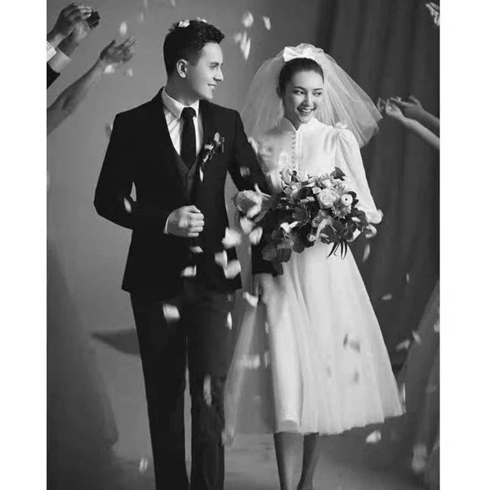 ミニドレスミモレ丈ドレスウェディグドレス二次会花嫁パーティドレス結婚式白ワンピース