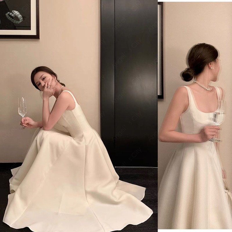 2024春新作 ウェディングドレス 花嫁 結婚式 ウェディングドレス ノースリーブシンプル 無地 ワンピース 結婚式二次会 披露宴 前撮り後撮り ビーチフォト花嫁ドレス エンパイア 安いブライダル