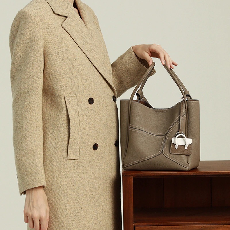 レデイースバッグトートバッグハンドバッグバケットバッグ2025春新作本革レザー２カラー30%までに制限