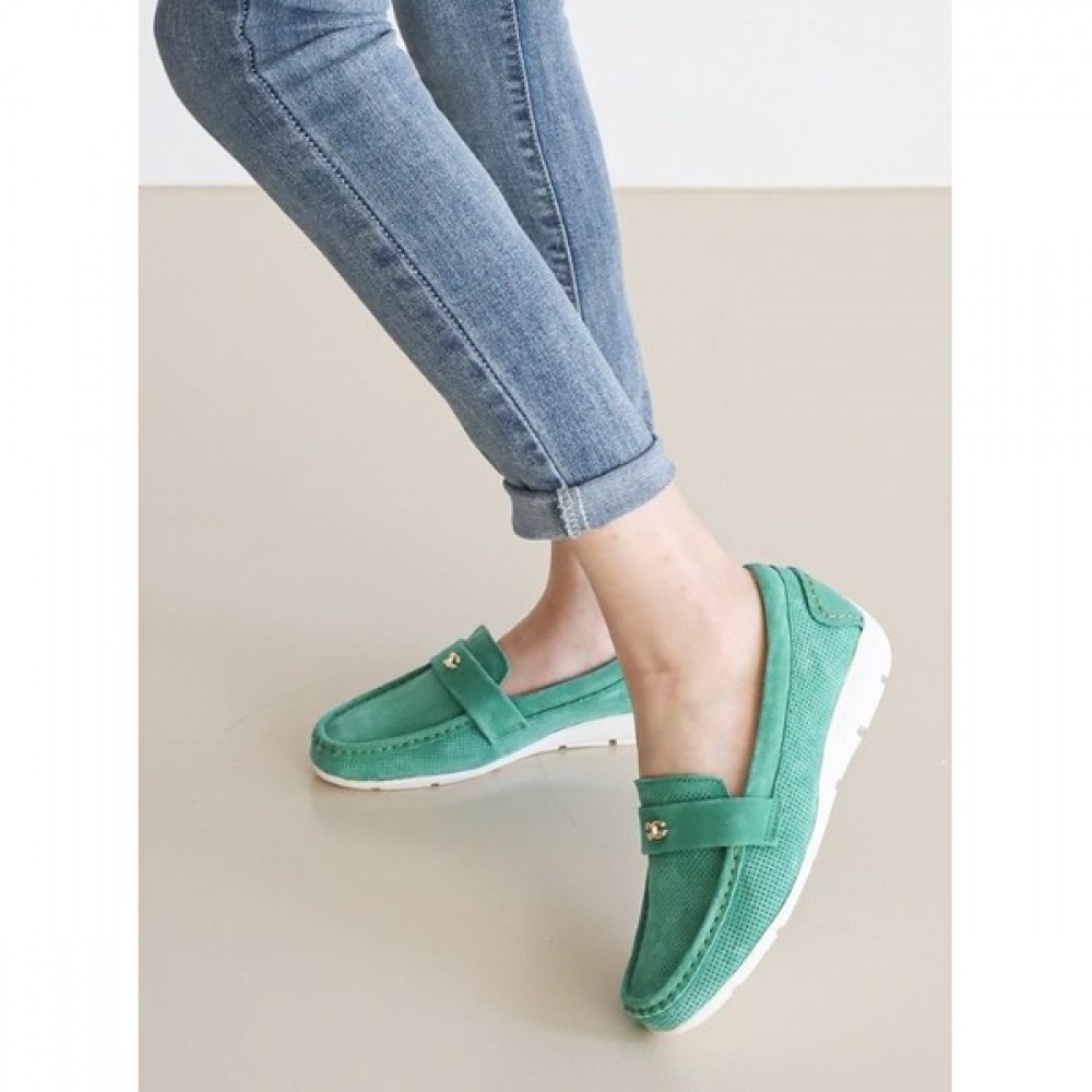 [Ninas Paris] ゴールドエンベリッシュドパンチングカウハイドローファー