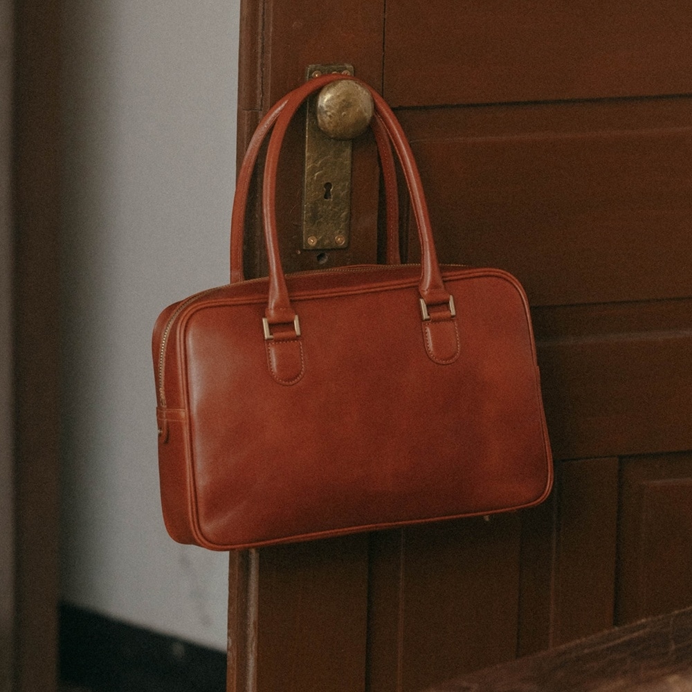 シエンヌアベニューレザーバッグ (タン)