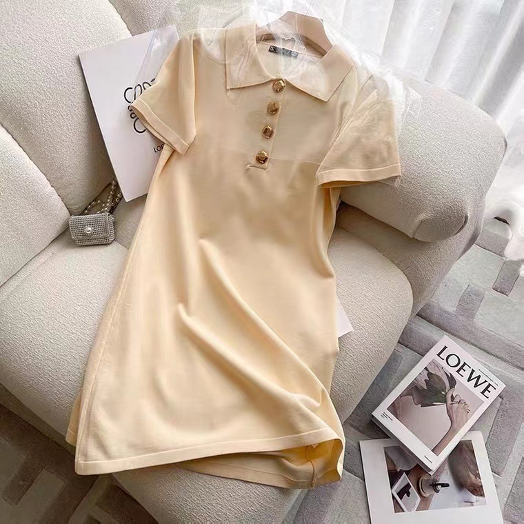 夏の新商品は腰を収めてやせているスカートの女性の小柄でやせているニットのワンピースです