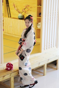 現物日本着物女性改良版着物浴衣セットグレーデイジー柄伝統着物