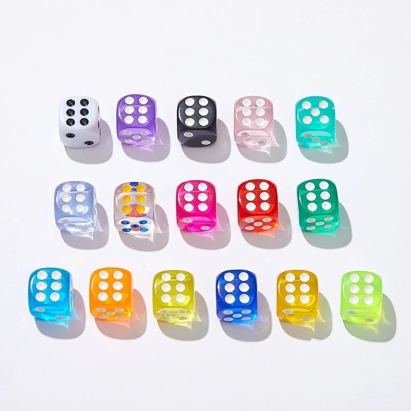 【5粒入】 サイコロ多色混色樹脂アクセサリーアクセサリーdiyクリームラバー携帯ケースキーホルダーペンダント装飾材料バッグ 4,869円