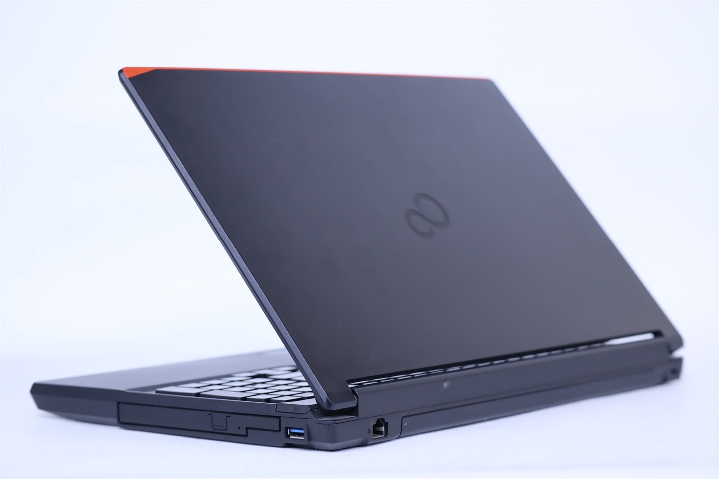 即配 即使用OK LIFEBOOK A579/A i5-8265U 8GB 512GB 15.6TFT DVD Office 2019年モデル BAA評価