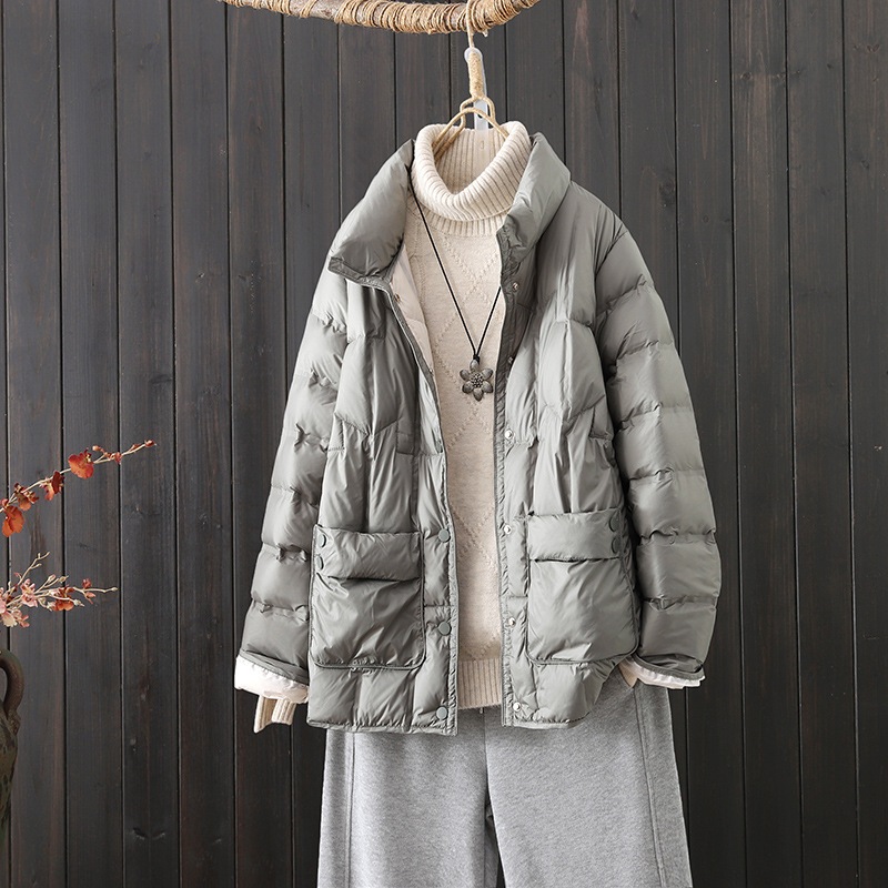 2025年冬用パファージャケット（レディース）韓国風ゆったりスタンドカラーショートスリムダウンジャケット（グルー付き）ワイド＆薄手ホワイトダックダウンジャケット 6,010円