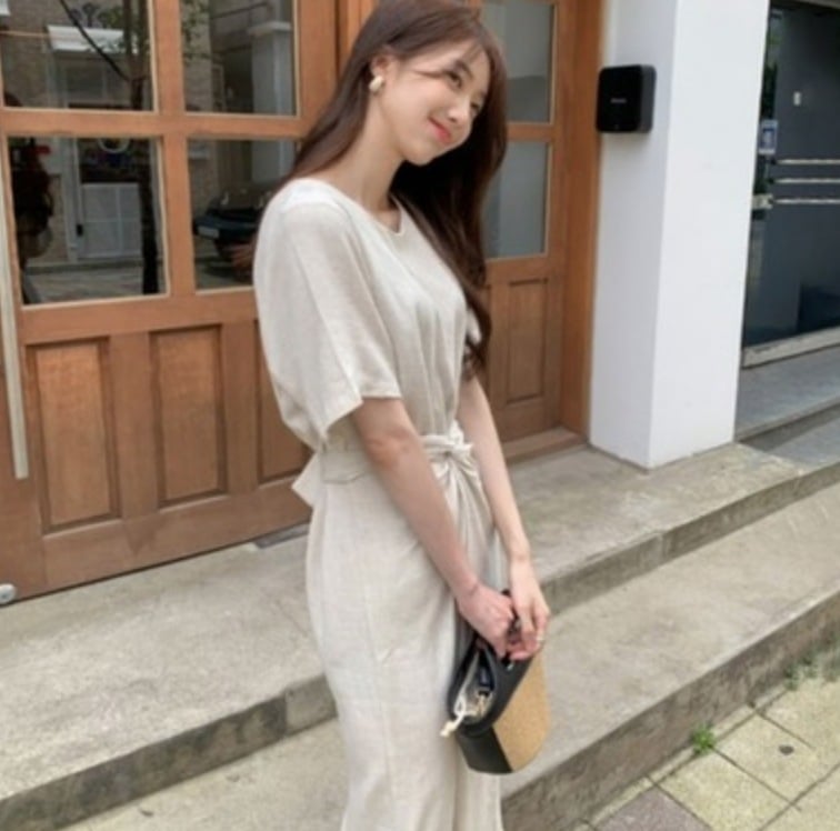 ワンピース 袖あり かわいい 大人可愛い きれいめ シンプル カジュアル 大人 上品 おしゃれ ラウンドネック 半袖 ロング丈 エレガント 旅行 休日 韓国 モテ タイト 春夏 コーデ 韓国 モテ