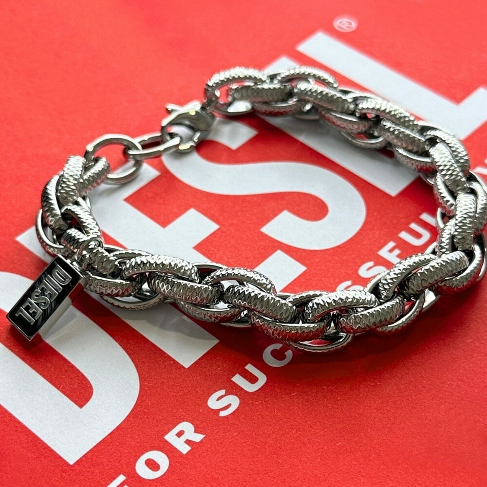 ディーゼル DIESEL ブレスレット メンズ レディース ユニセックス おしゃれ ステンレス チェーン シルバー ロゴチャーム ブランド アクセサリー ギフト プレゼント ランキング お祝い