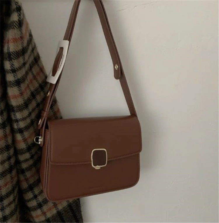 コーデを格上げ 韓国ファッション 脇カバン ショルダーバッグ カジュアル レトロ スモールスクエアバッグ[K](T)