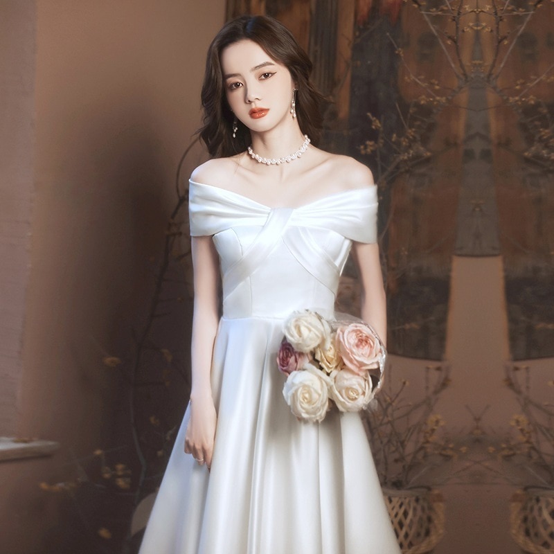 軽い成熟した宴会ドレスドレス女性2024気質ホストドレスは通常婚約イブニングドレスを着用できます