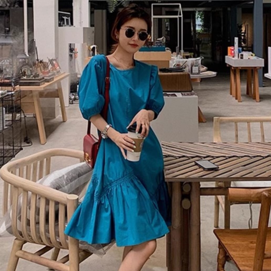 ワンピース ミディアム丈ワンピース フレアワンピース 半袖 ラウンドネック ボリューム袖 かわいい 大人可愛い きれいめ シンプル 上品 おしゃれ きちんと 大人女子 こなれ感 個性的 主役級 存在感