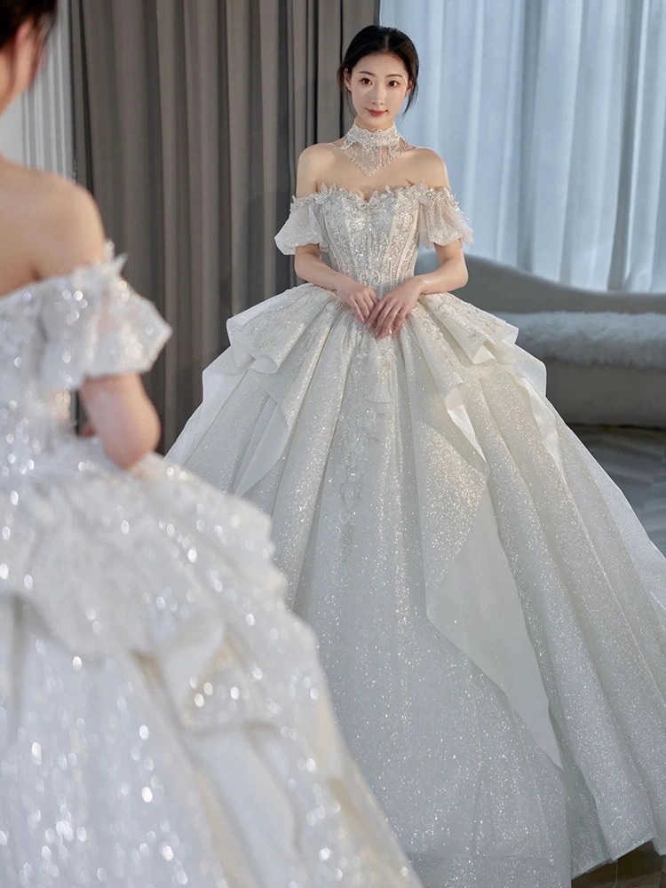 メイン ウェディングドレス 2025 新作花嫁 スモール フレンチ ライト プレミアム テクスチャー トレーリング ワンショルダー プリンセス 冬