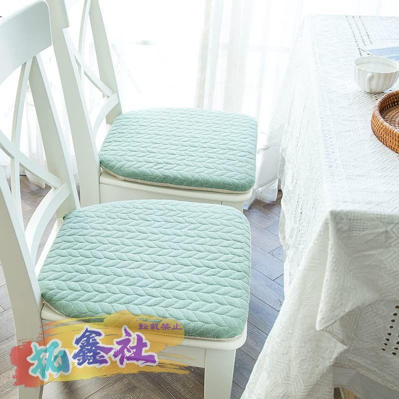 [タイムセール][良い品質]ダイニングチェア クッション 北欧 2枚4枚セット ひも付き 馬蹄型 チェアパッド シートクッション 滑り止め付き カバー仕様 洗える おしゃれ 低反発 無 4,296円