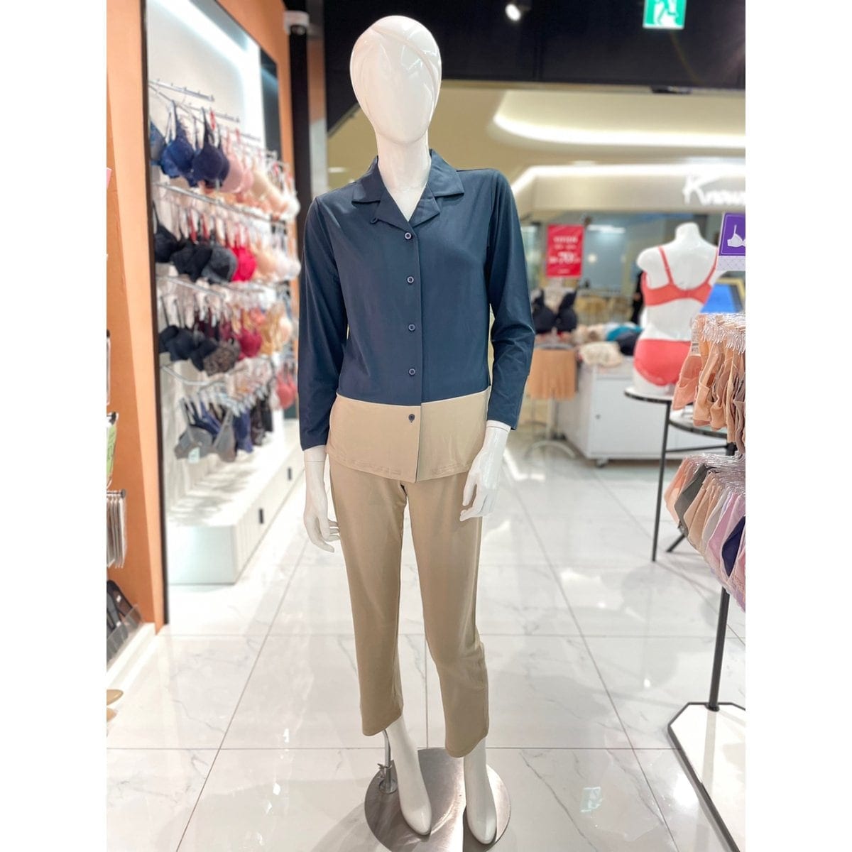 [スターフィールド高陽] 柔らかく伸縮性に優れたポリウレタンツートンカラーの女性用パジャマ WP573