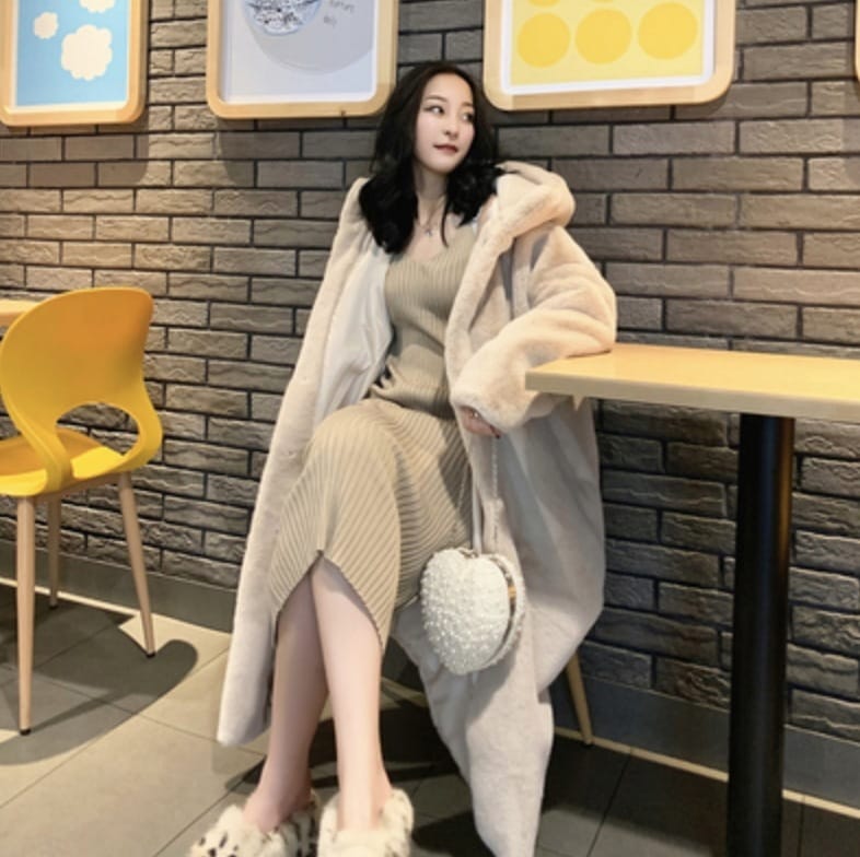 アウター デート コート 上着 ミモレ ミモレ丈 袖あり 長袖 かわいい 大人可愛い きれいめ シンプル カジュアル 大人 上品 おしゃれ お洒落 かっこいい 大人女子 こなれ感 個性的 クール