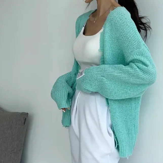 ネックニットカーディガン トップス カーディガン 袖あり 長袖 萌袖 Vネック 前開き かわいい 大人可愛い きれいめ シンプル カジュアル 大人 おしゃれ お洒落 大人可愛い 大人女子 こなれ感