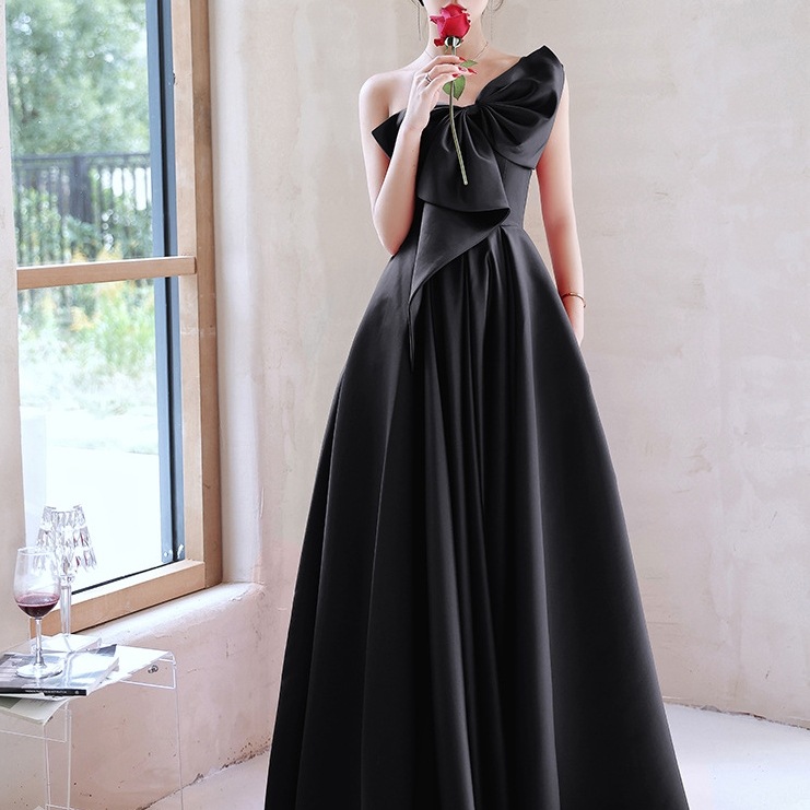 【新品殺到中】2色入り 脇肉隠れる リボン 披露宴 ワンショルダー ロング丈 イブニングドレス パーティードレス