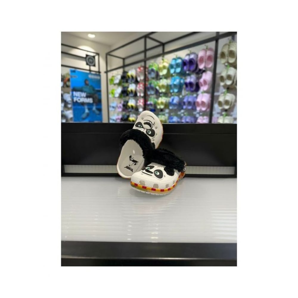 クロックス MARIO クラシック カンフーパンダ クロッグ キッズ 209463-100