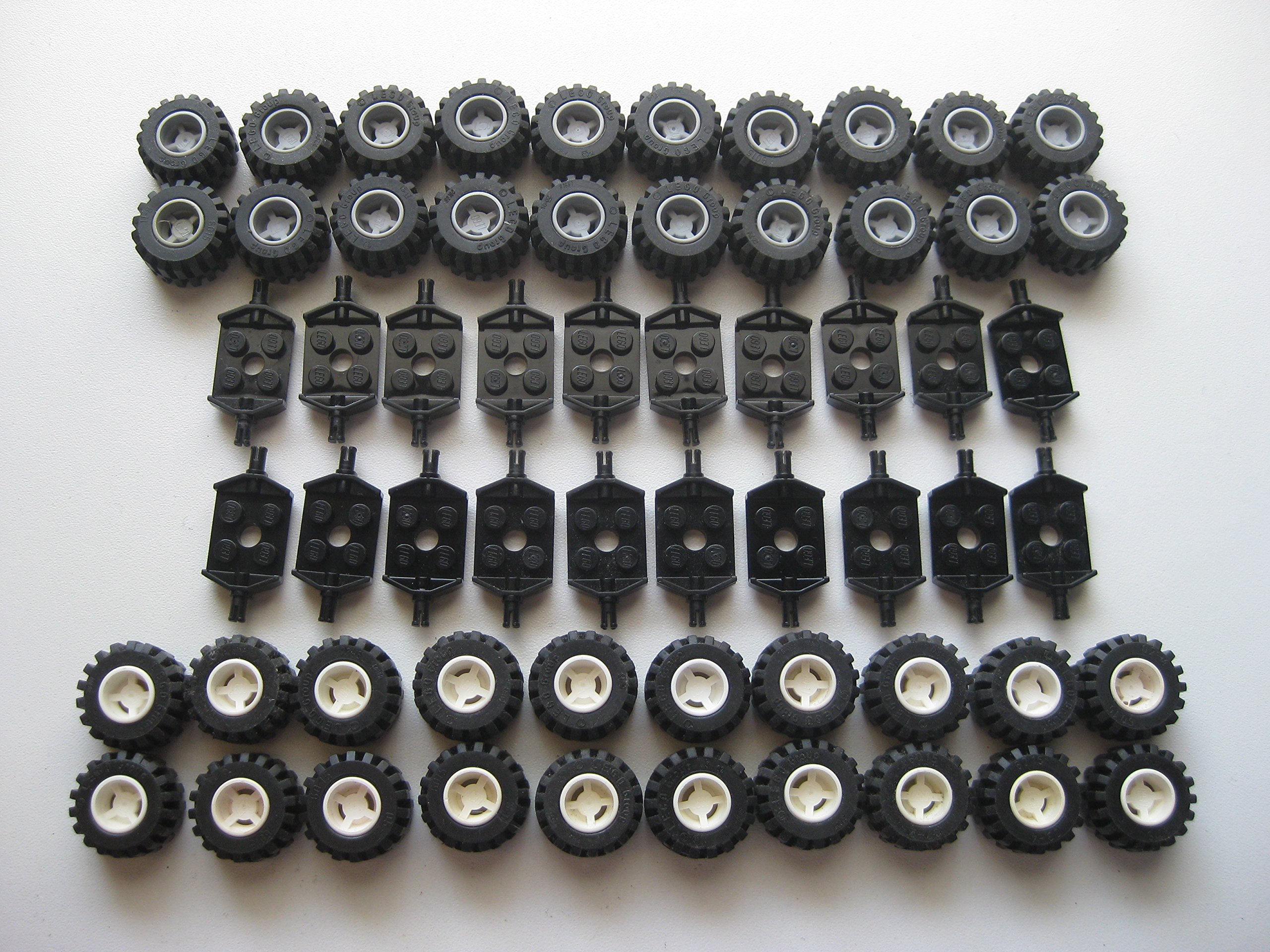 City - Wheel, Tire and Axle Set - Black, White, and Light Gray, 100 Pieces Total