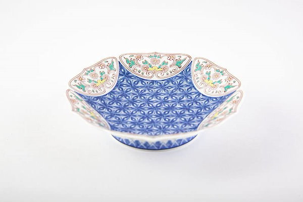 Qoo10] 賞美堂本店 色鍋島麻の葉地紋 桔梗縁【銘々皿】S-3