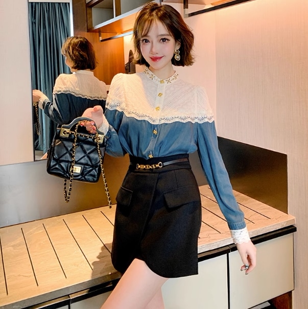 レディース トップス ブラウス デニム 長袖 スタンドカラー シャツカラー ハーフボタン 切り替え ドッキング 金ボタン レース 刺繍 異素材ミックス ビジュー かわいい 大人可愛い きれいめ