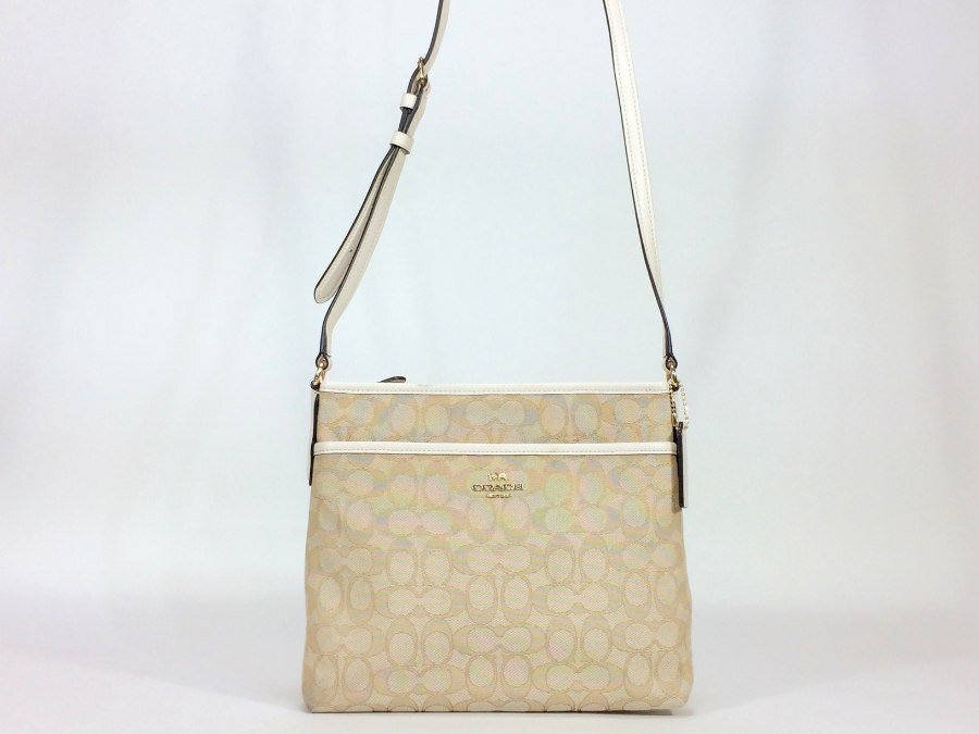 ショルダーバッグ シグネチャー キャンバスレザー ベージュ 【中古品】