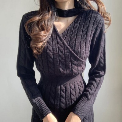 ニットワンピース シンプル セクシー ブラック 黒 ホワイト 白 グレー 灰色 ミドル丈 袖あり 5,433円