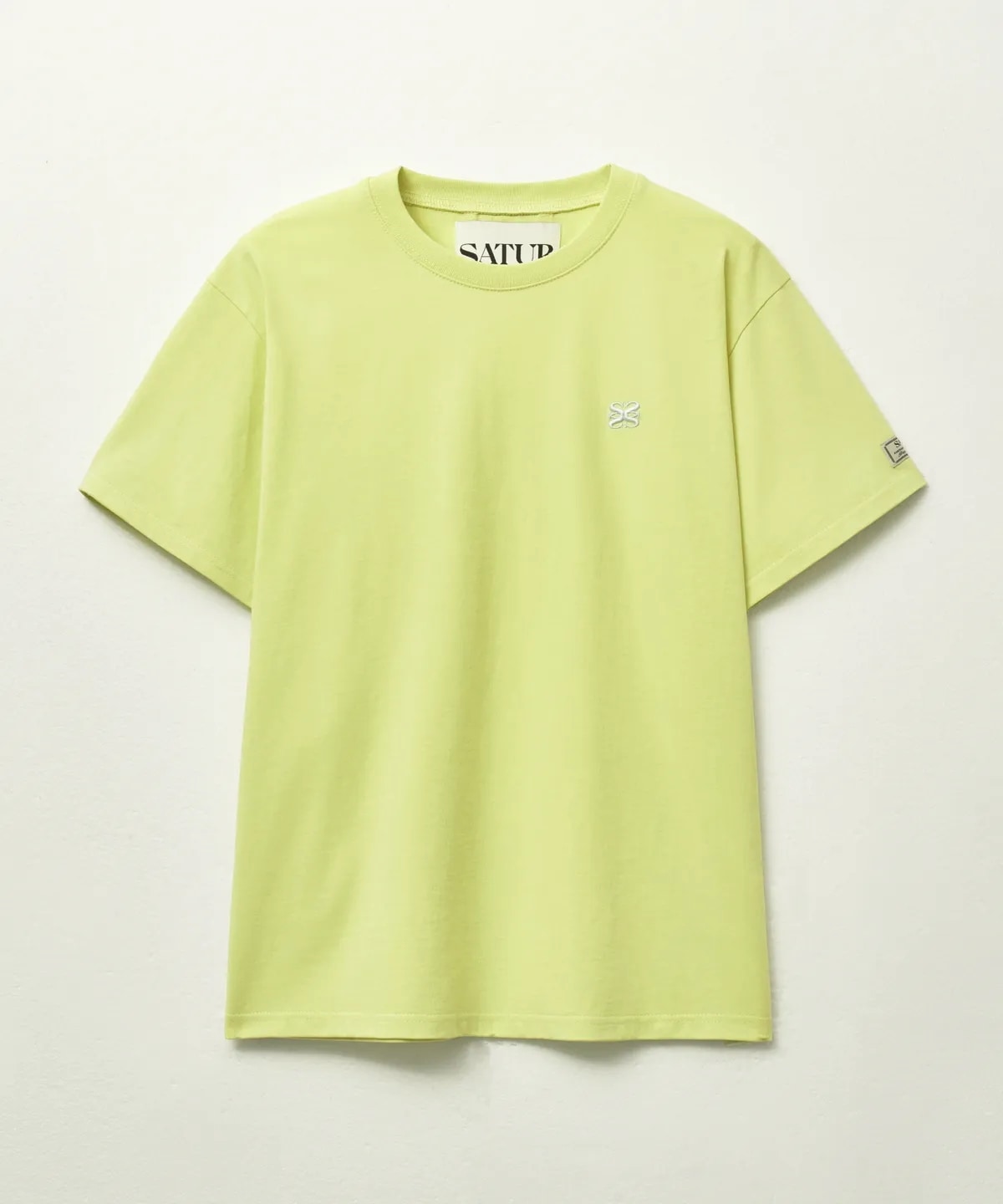 [SATUR]Classic Small Logo ティーシャツ★新作・24SS★人気★ SATUR(セター) Tシャツ・カットソー(レディース) - 海外通販のBUYMA