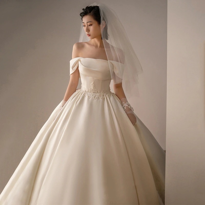 新商品 ドレス 花嫁ロングドレス ドレス 卒業式 演奏会 ロングドレス 高級感 気質 パーティードレス大人気 ウェディングドレス 結婚式ワンピース 成人式