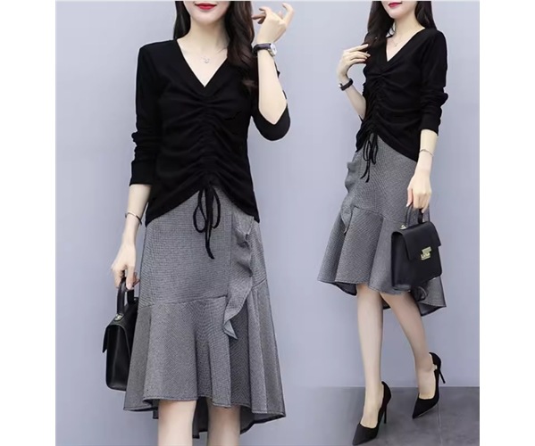 二点セット 上下セット ツーピース レディース スカート トップス カットソー プルオーバー セットアップ 膝丈 ミモレ アシンメトリー 左右非対称 長袖 Vネック フェミニン フリル リボン