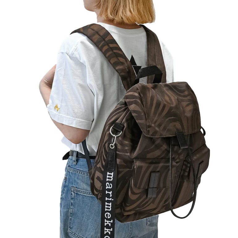 リュック バッグ バックパック エブリシング ヨクライタ L A4収納可 通勤 通学 レディース ブラウン 茶色 94604 094604 880 北欧ブランド雑貨 24,000円