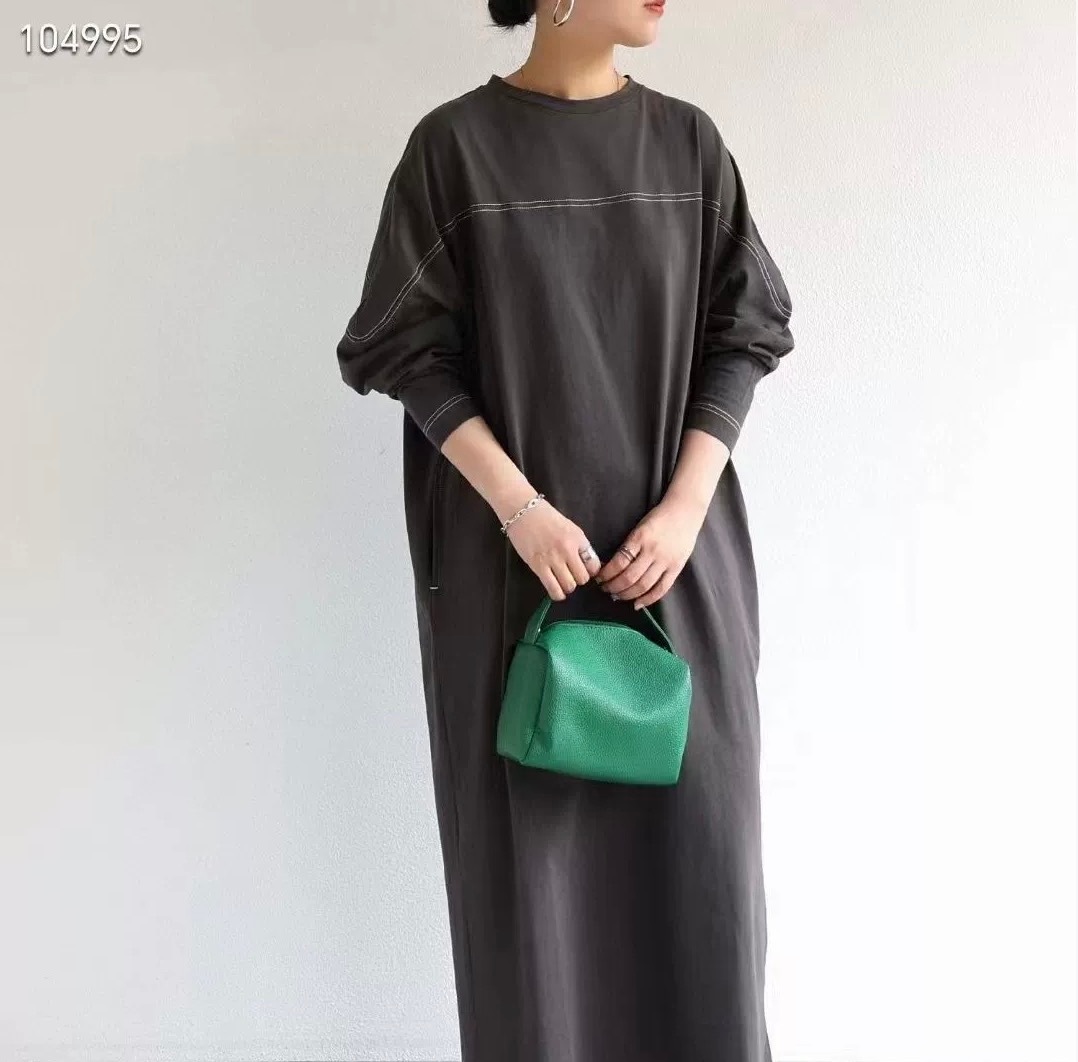 レディース スカート ワンピース デート フレアワンピース デニムワンピース ワンピドレス 袖あり 長袖 ボリューム袖 萌袖 ラウンドネック クルーネック 襟なし ワイド 伸縮性 かわいい