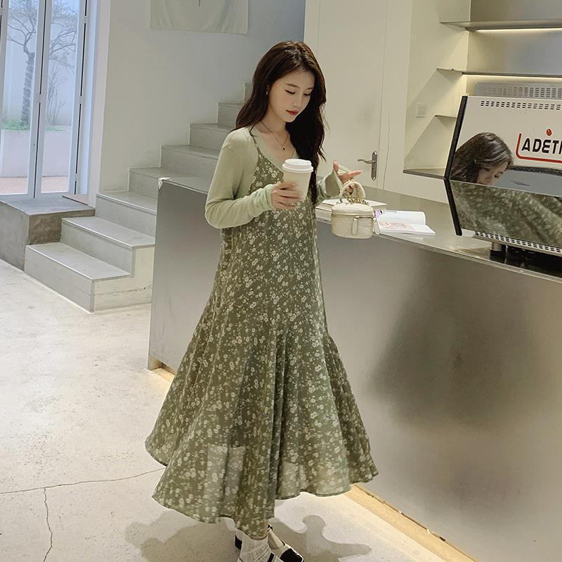 フォレストスタイル甘いスタイル花柄ドレススーツ女性のための 2024 春の新スタイルフレンチ長袖ボトシャツサスペンダーロングスカート
