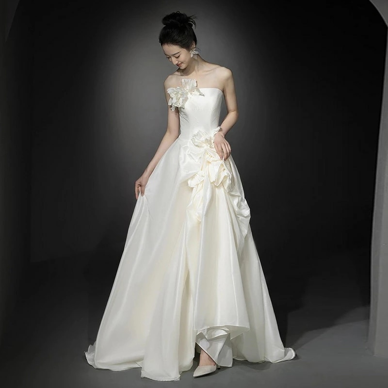 ウェディングドレス 二次会ドレス ビスチェドレス 花柄 フラワー オシャレ 可愛い 白 サテン ドレス 結婚式ドレス 二次会 ロングドレス ホワイト Aライン ウェディング ドレス ノースリーブ 海外