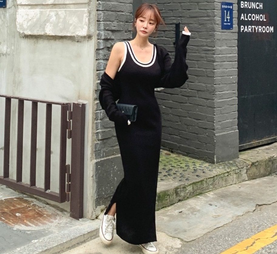 ニットワンピース ワンピース ロング ロング丈 袖なし ノースリーブ ラウンドネック 襟なし Iライン スリット サイドスリット リブ 伸縮性 薄手 かわいい 大人可愛い シンプル カジュアル 大人