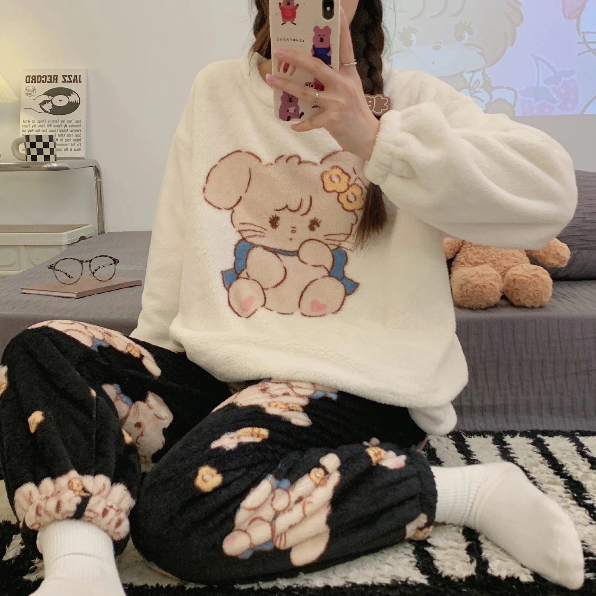 【急速出荷!】Mikko フランネルパジャマ女性かわいい学生プラスベルベット肥厚韓国スタイル秋冬暖かいホーム服バッチ