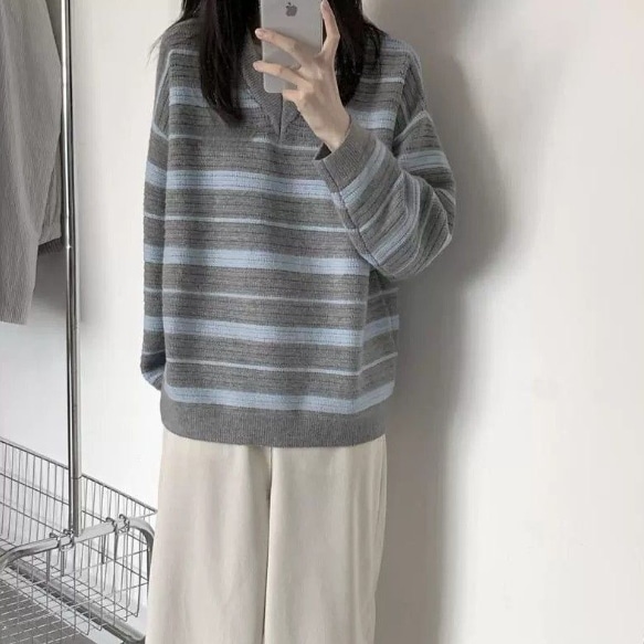 レディース トップス ニット 長袖 袖あり Vネック 襟なし バイカラー かわいい 大人可愛い シンプル カジュアル おしゃれ ラフ ルーズ ナチュラル ボーダー 秋 冬 10代 20代 デート